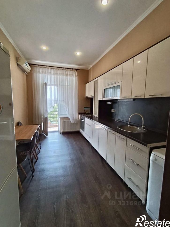 2-комн квартира ул Розы Люксембург, 66/45,  д. 66/45