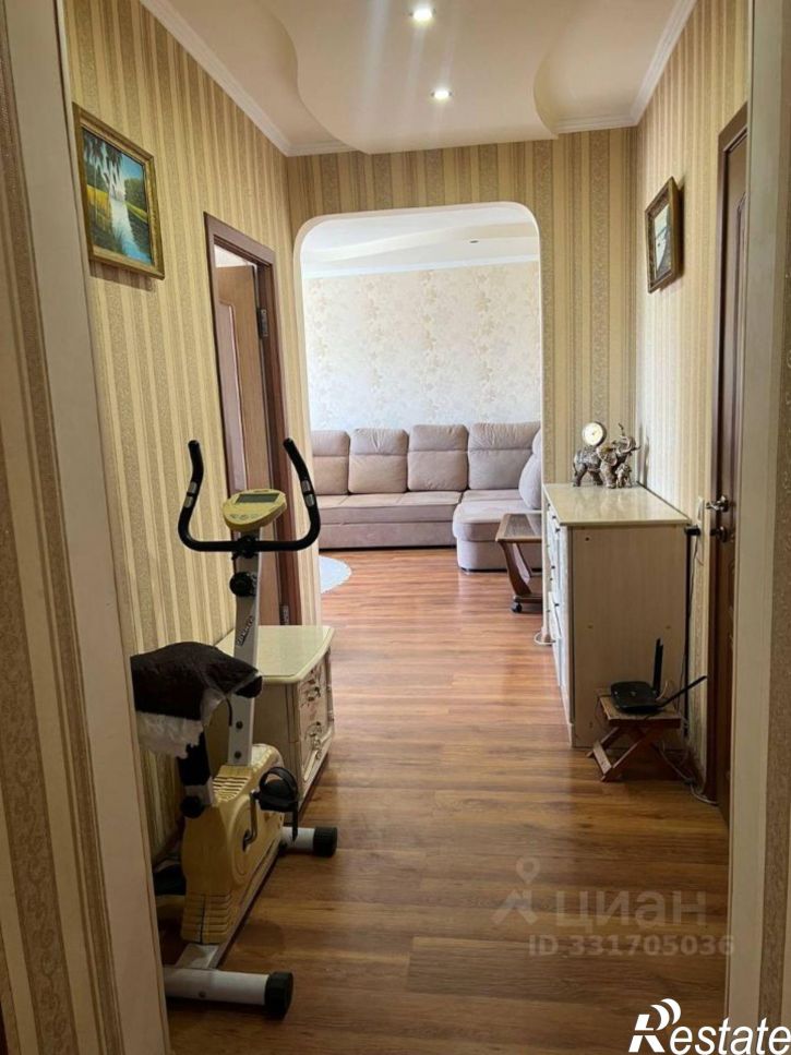 4-комн квартира ул Чехова, 340,  д. 340