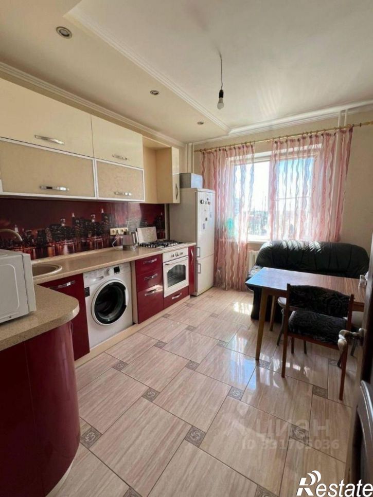 4-комн квартира ул Чехова, 340,  д. 340