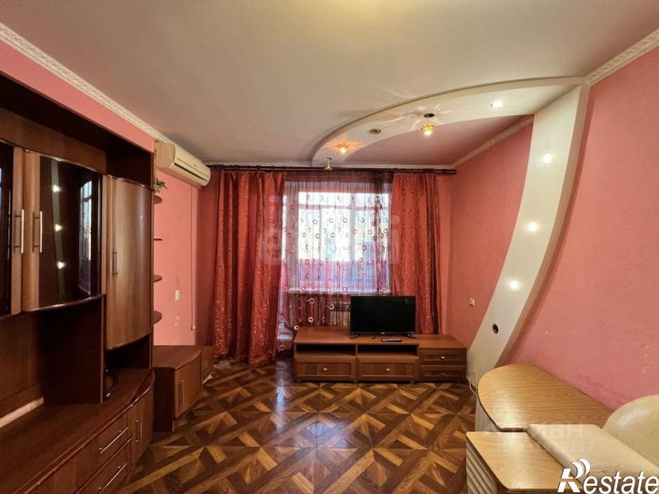 3-комн квартира ул Чехова, 335-2,  д. 335-2