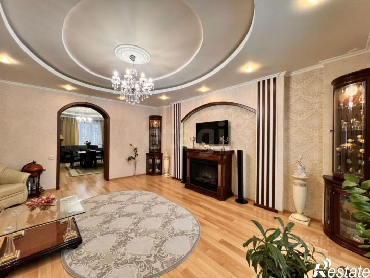 4-комн квартира ул Инструментальная, 43В,  д. 43В