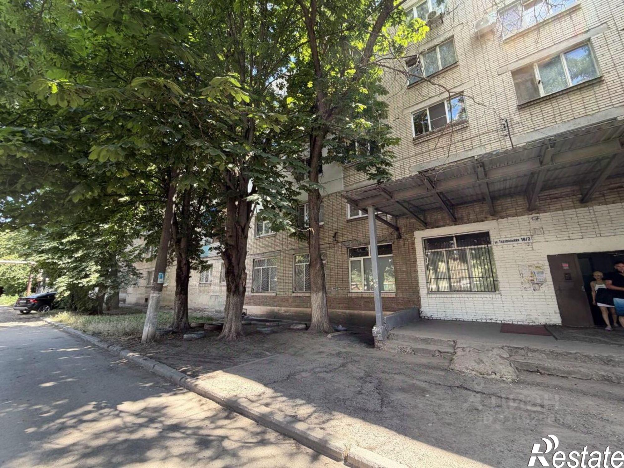 Купить комнату за 1 100 000 рублей на ул Театральная, 19/3