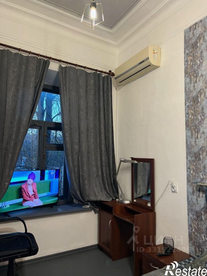 2-комн квартира Добролюбовский пер, 19,  д. 19
