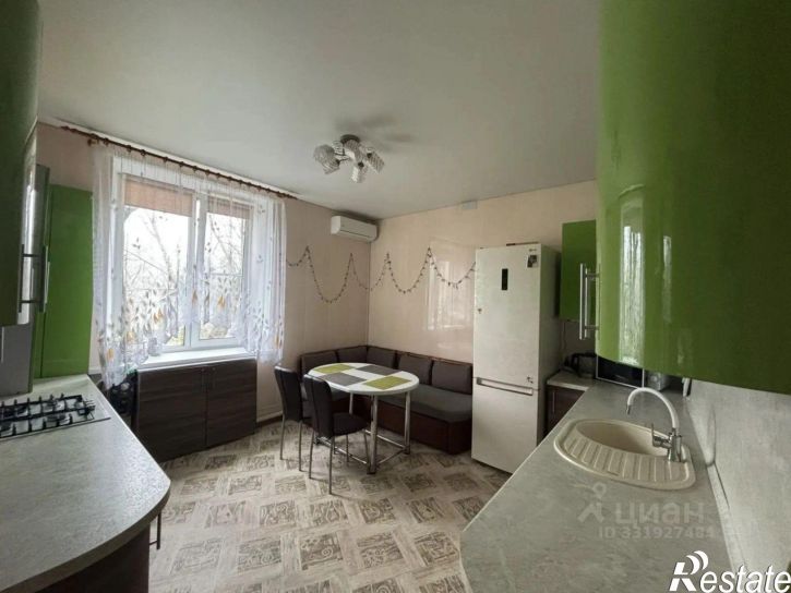 4-комн квартира ул Вишневая, 15-8,  д. 15-8