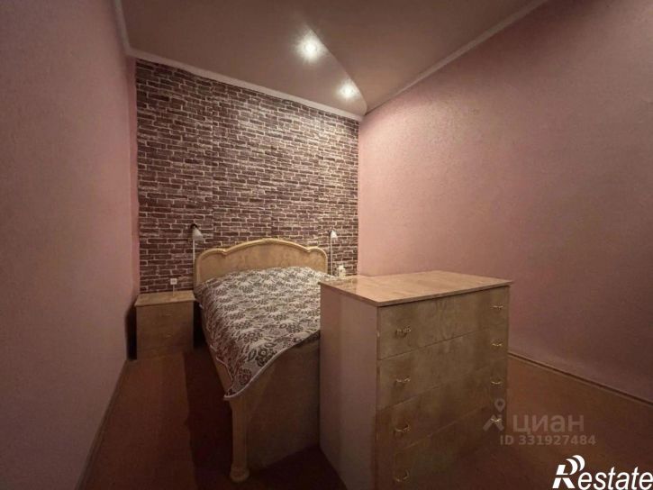 4-комн квартира ул Вишневая, 15-8,  д. 15-8