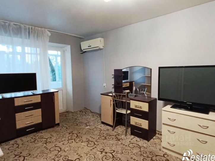 2-комн квартира ул Пальмиро Тольятти, 24,  д. 24