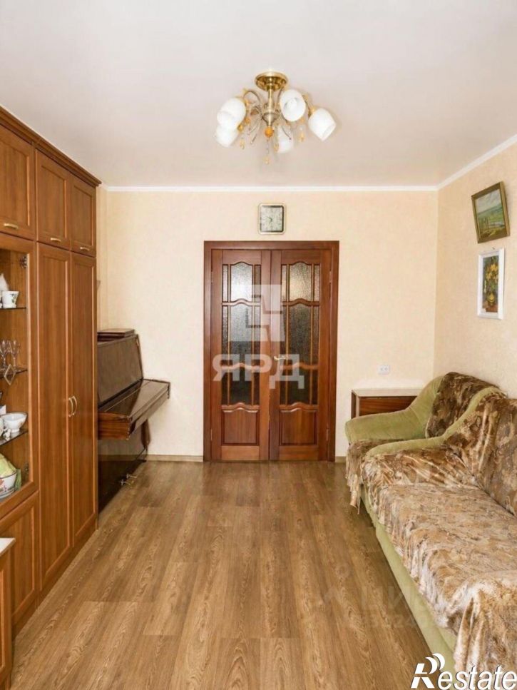 3-комн квартира ул Лизы Чайкиной, 144,  д. 144