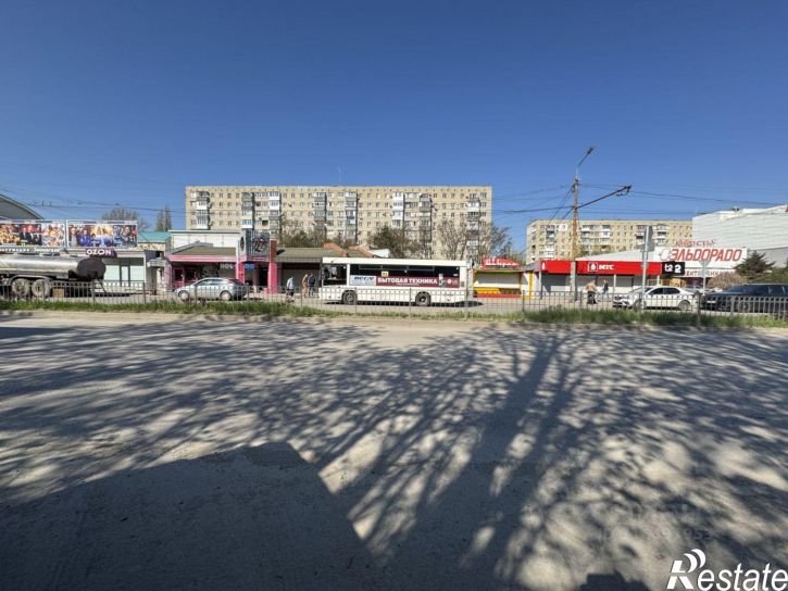 3-комн квартира ул Дзержинского, 125,  д. 125