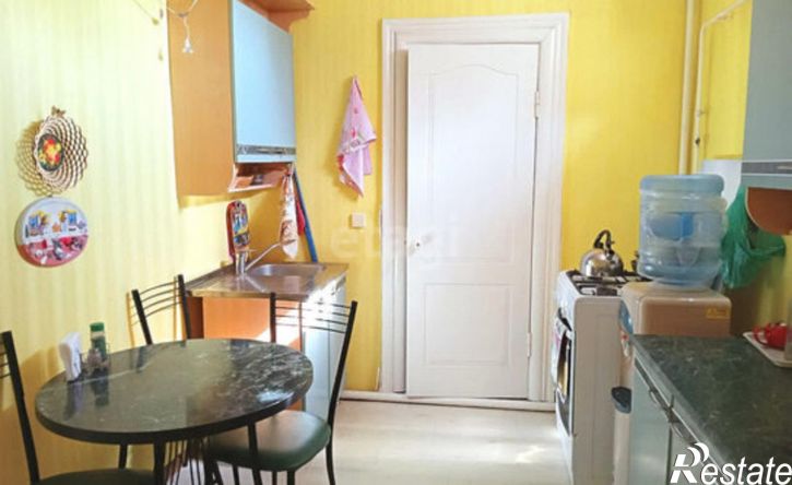 4-комн квартира Гоголевский пер, 28,  д. 28