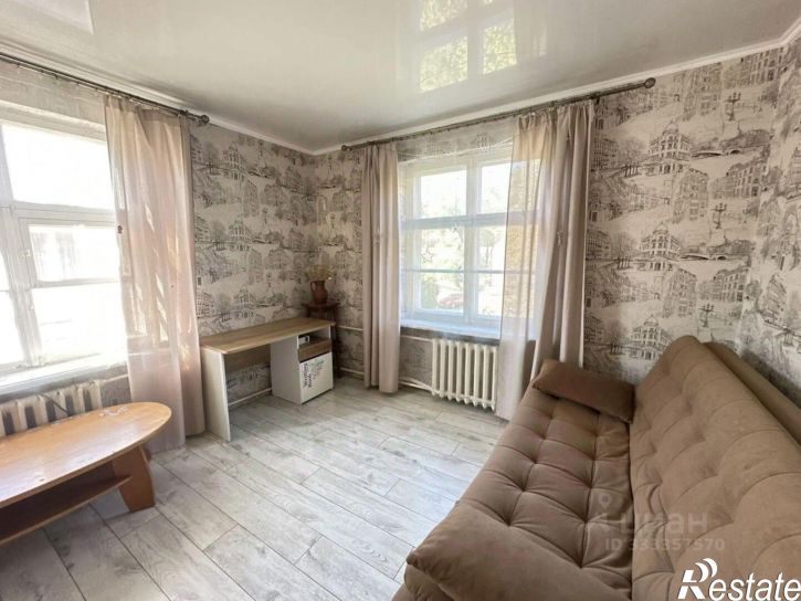 3-комн квартира Октябрьская пл, 1,  д. 1