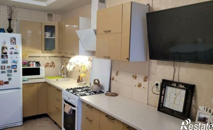 2-комн квартира улица Пархоменко, 58-2