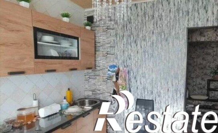 3-комн квартира улица Пархоменко, 15,  д. 15