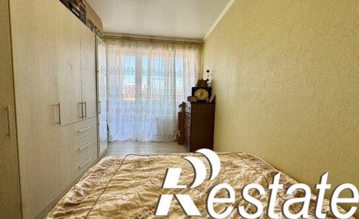 2-комн квартира улица Нестерова, 25,  д. 25