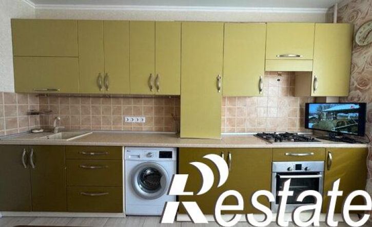 2-комн квартира улица Нестерова, 25,  д. 25