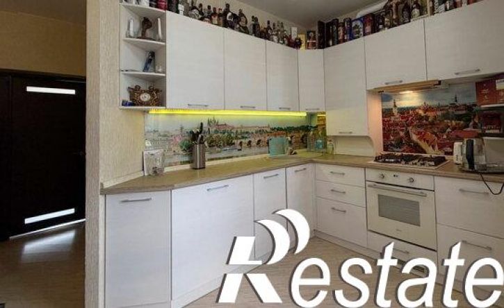 2-комн квартира улица Нестерова, 19,  д. 19