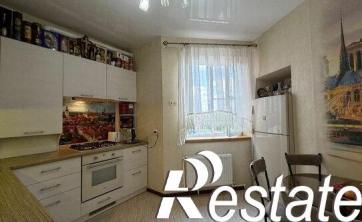 2-комн квартира улица Нестерова, 19,  д. 19