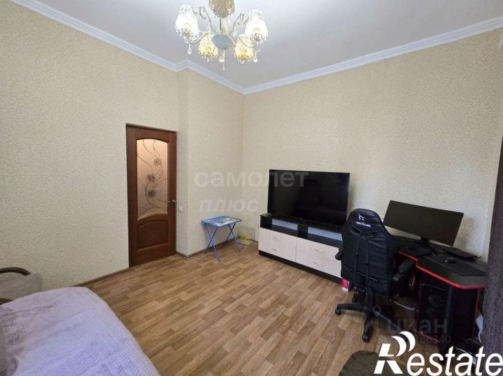 3-комн квартира Александровская улица, 86,  д. 86