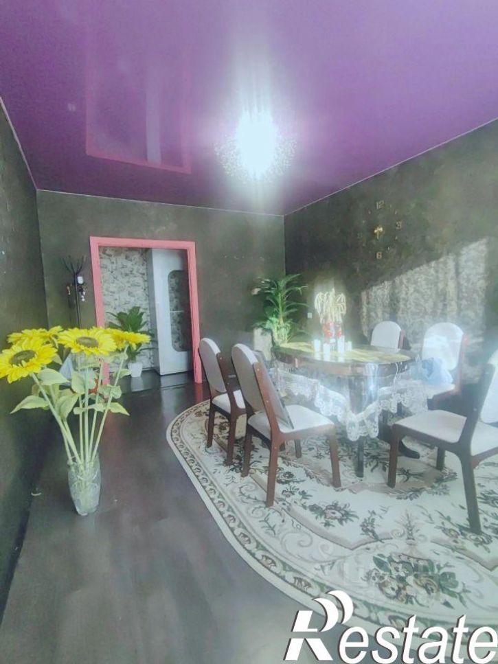 3-комн квартира улица Пархоменко, 38,  д. 38