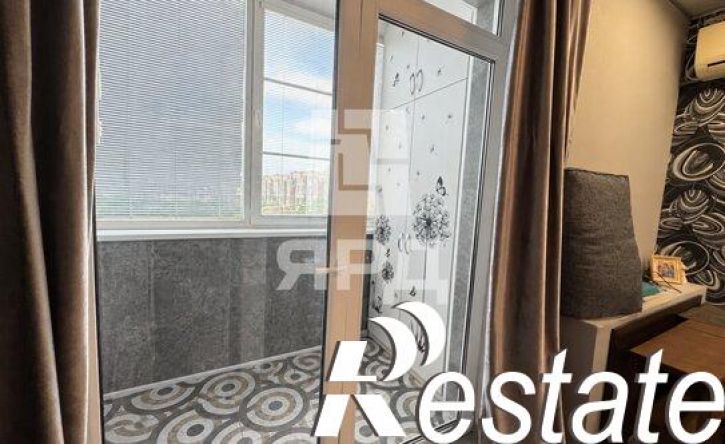 2-комн квартира улица Нестерова, 25,  д. 25