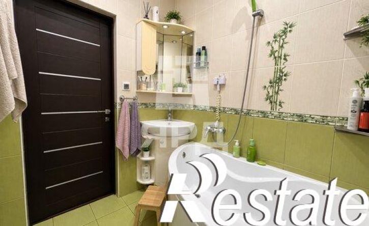 2-комн квартира улица Нестерова, 25,  д. 25