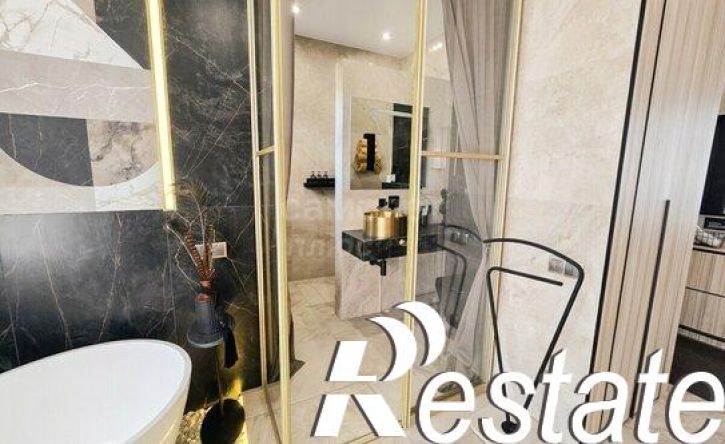2-комн квартира улица Адмирала Крюйса, 28А,  д. 28А